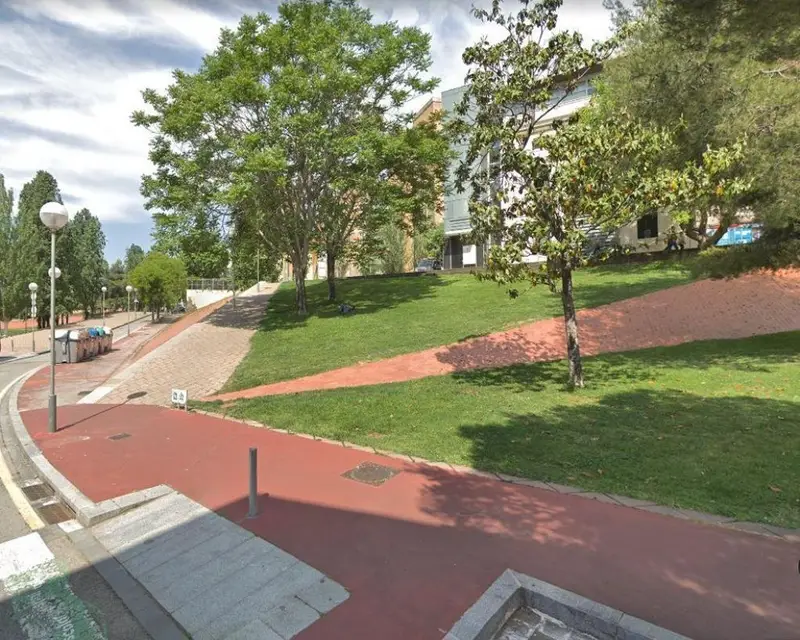 Garaje en Venta en Valldaura Barcelona 27m²