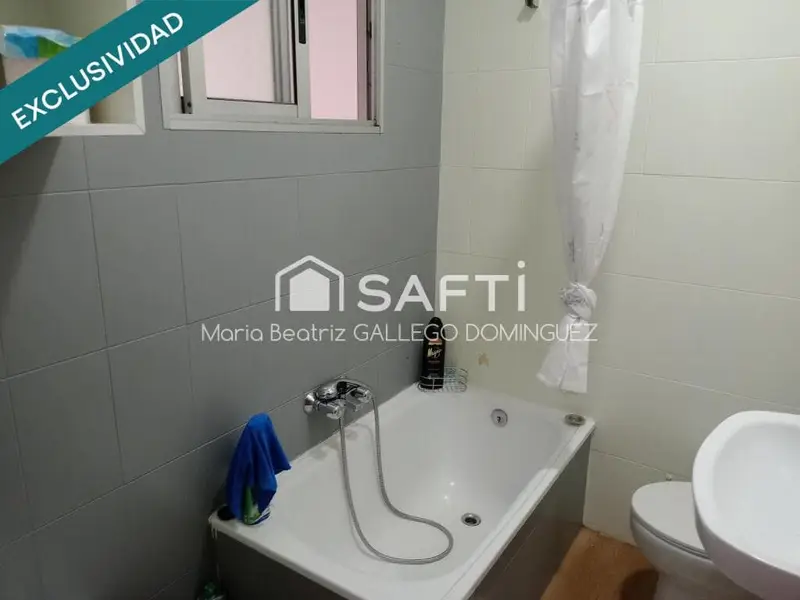 Chalet en venta en Vigo con vistas a la r	






ia de Vigo