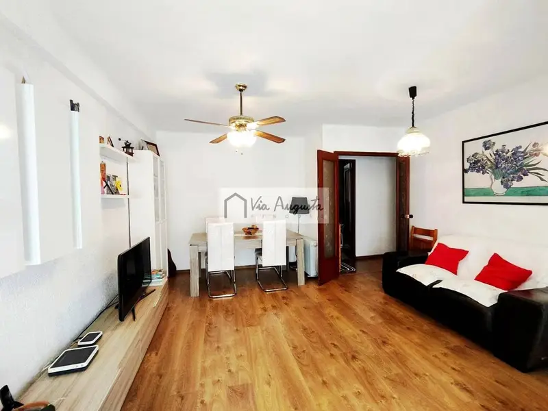 Piso en Venta Tortosa 71m2 3 Habitaciones Balcon