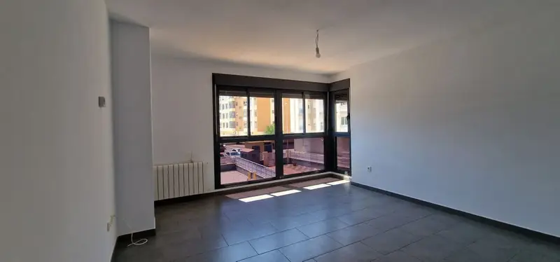 Piso en Venta Vila real Castellon 3 habitaciones 2 baños Garaje Trastero