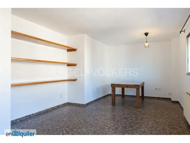 Alquiler piso ascensor y terraza Quatre carreres