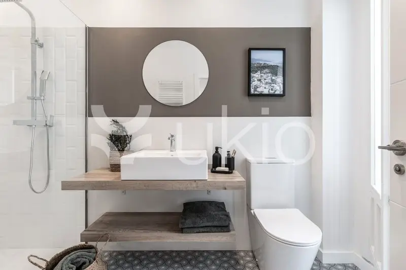 Apartamento Amueblado 4 Dormitorios 4 Baños Madrid
