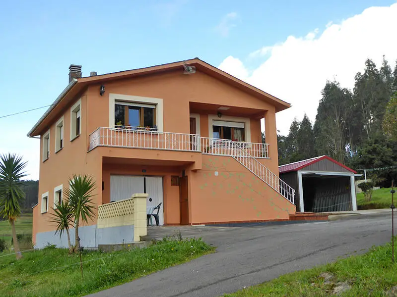 Casa de Campo en Asturias con 10000m2 de Terreno