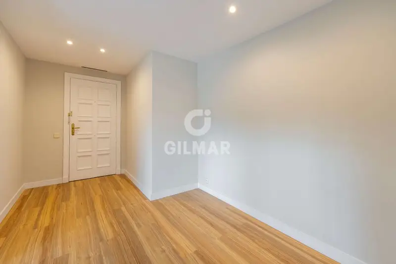 Piso en Soto de la Moraleja 250m2 5 Dorm 3 Baños