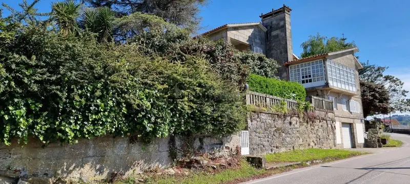 Chalet en Salcedo Pontevedra 6 habitaciones 2700m2