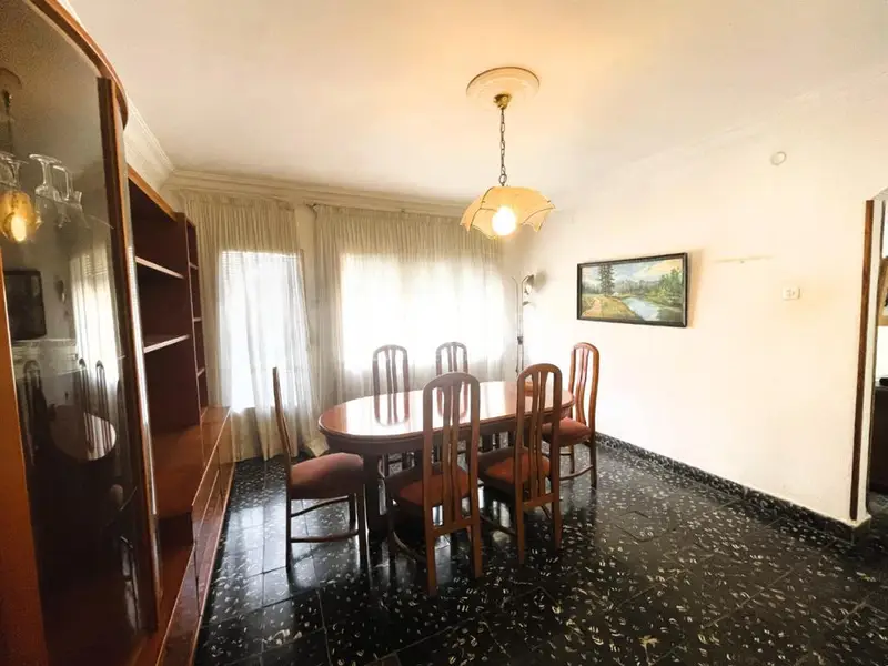 Piso en Venta Aiora 87m2 3 Dormitorios Cerca Metro