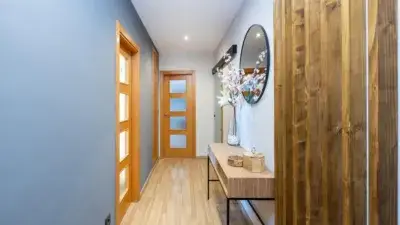 Atico Duplex en Armilla con Terraza Privada y Piscina