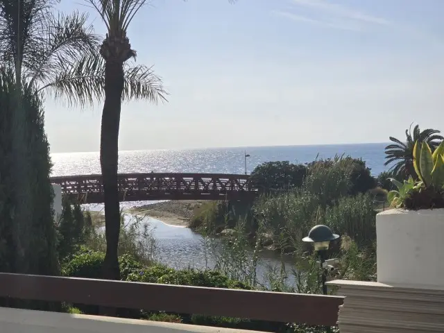 Apartamento en Los Monteros 3 Dormitorios Lujo Frente al Mar
