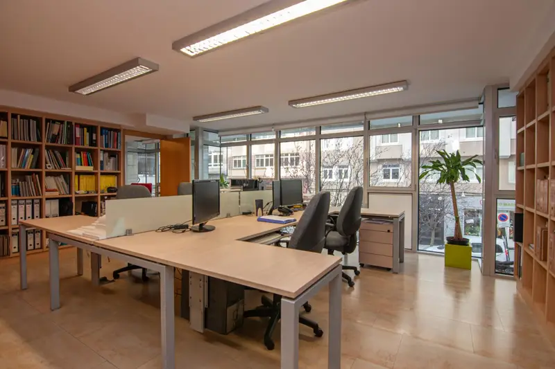 Oficina a Vivienda en Os Mallos A Coruña 3 Dormitorios