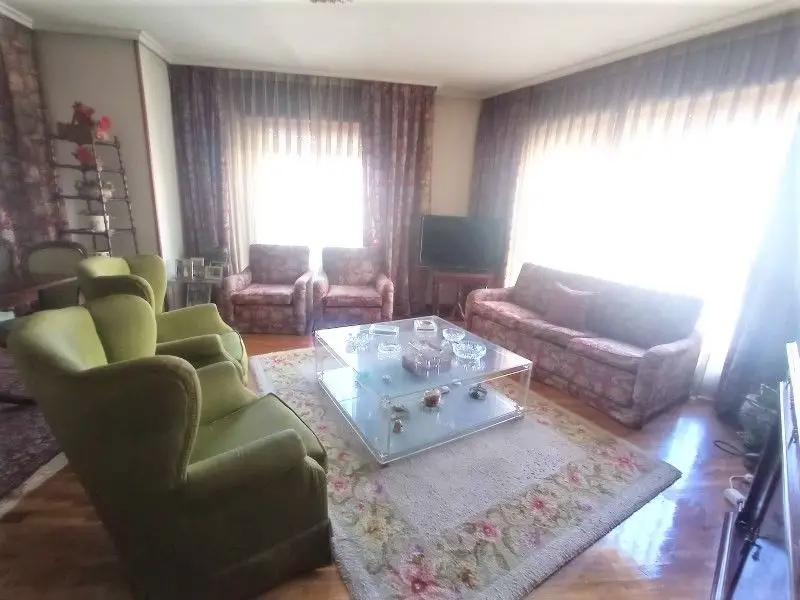 Venta Piso Soleado Pravia 4 Dormitorios Garaje Trasteros