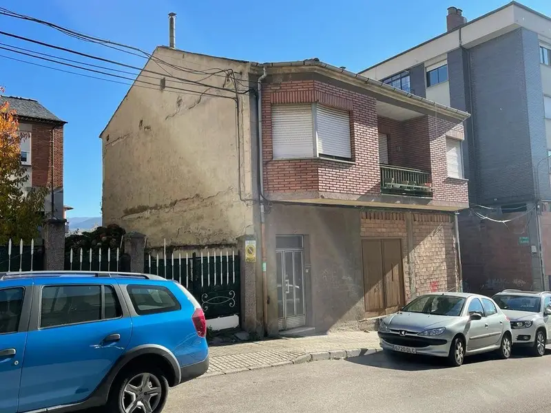 Casa en Venta Ponferrada Alta 3 habitaciones 305m2