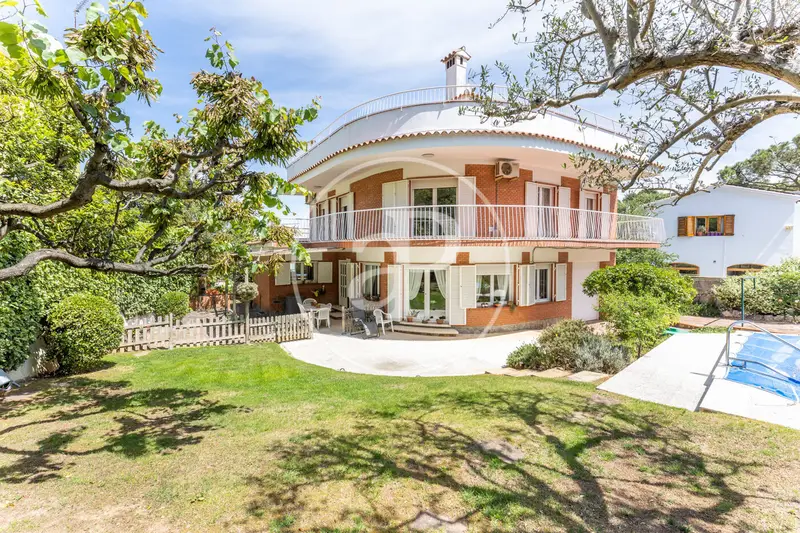 Casa en Valldoreix con Jardin Piscina y Vistas