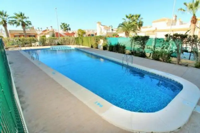 Apartamento 3 Dormitorios Playa Flamenca Cerca de la Playa