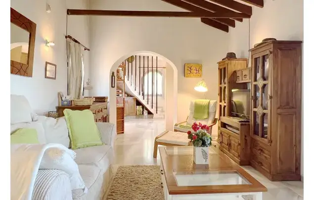 Villa Rústica con Vistas al Mar en La Capellanía