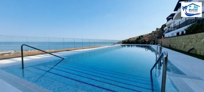 Apartamento 3 Dormitorios Rincón de la Victoria