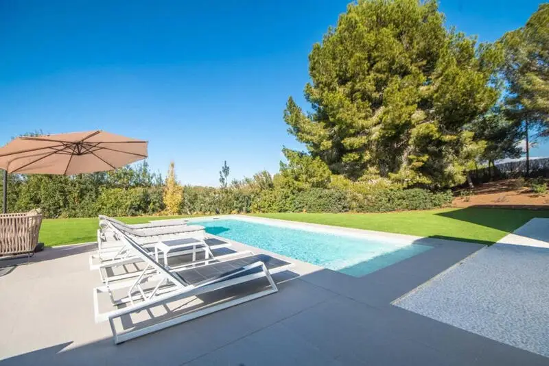 Villa 4 Dormitorios Las Colinas Golf Piscina Climatizada