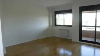 Alquiler Piso 3 Dormitorios 2 Baños Colonia Los Angeles