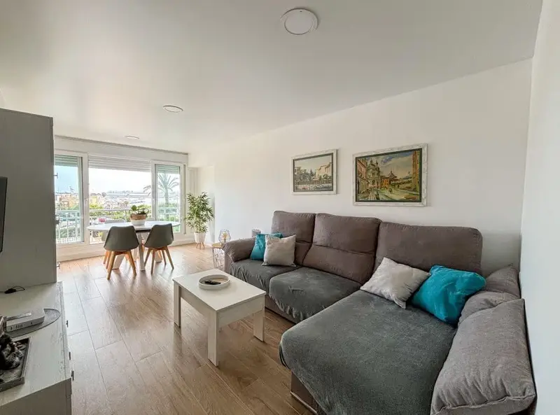 Apartamento en Alquiler Torrevieja Puerto Deportivo