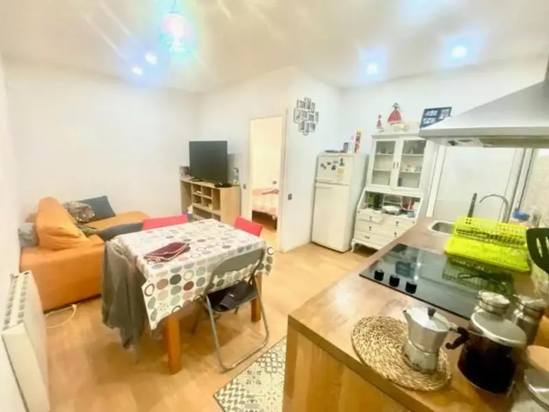 venta Piso en El Guinardo, Barcelona (50024674552.101300)- Globaliza