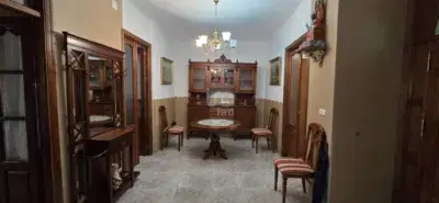 Chalet en Venta Cañete la Real 5 Dormitorios 2 Baños