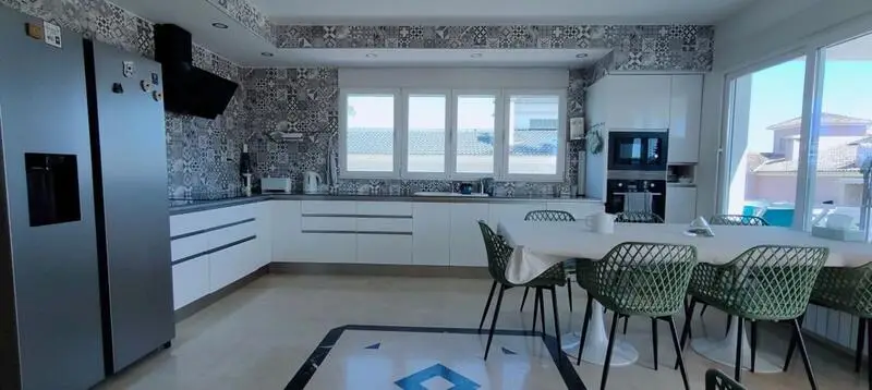 Villa de Lujo 9 Dormitorios Albir con Apartamentos para Invitados