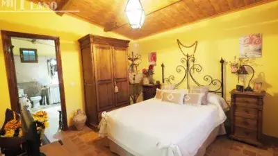Chalet en venta cerca de Tomelloso con piscina