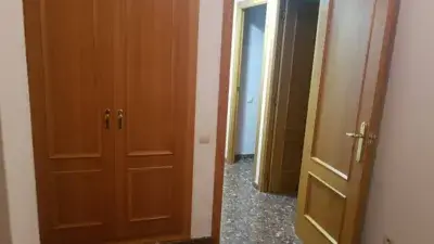 Piso en venta Ontinyent 4 habitaciones 2 baños patio garaje opcional
