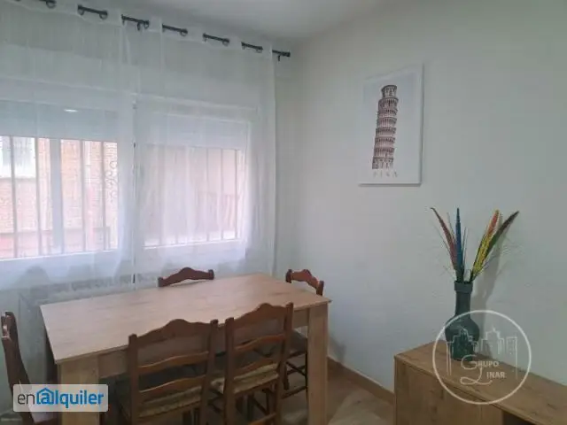 Alquiler Piso Reformado Ávila Capital 3 Dormitorios Cerca Plaza del Rollo