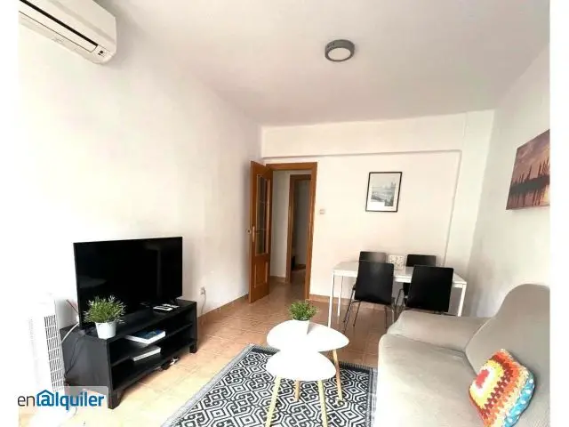 Alquiler piso Algirós 3 dormitorios Estudiantes Julio Agosto