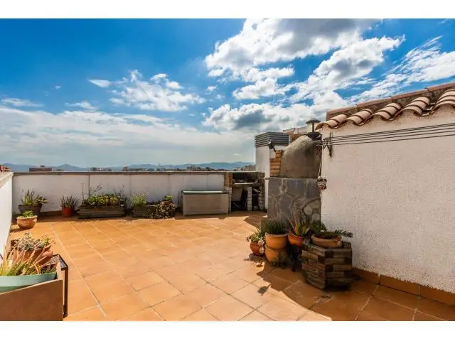 Atico Duplex Con Terraza En Sabadell