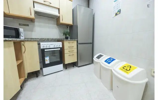 Apartamento 7 Dormitorios Barcelona Alquiler 3-24 Meses