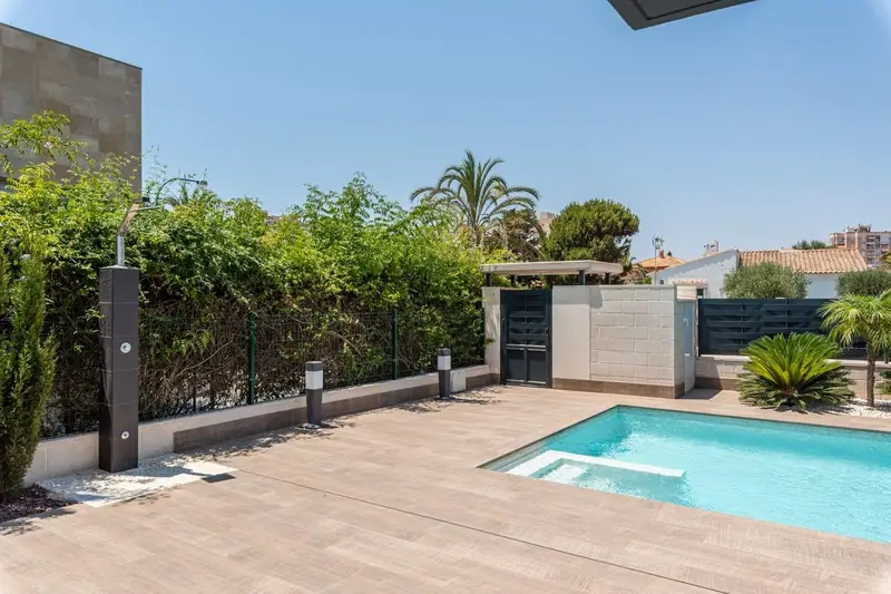 Chalet en Venta en La Manga del Mar Menor