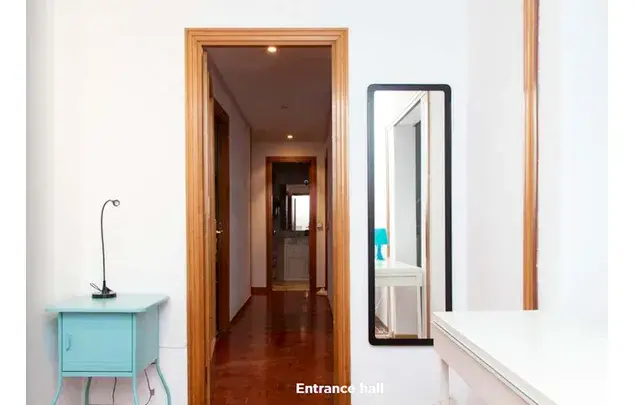 Habitaci	ón 130m	² Madrid Estancia Mediana Larga