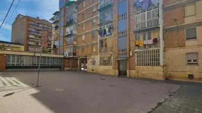 Piso en venta en Calle Cr Camarasa nº 5 1 1