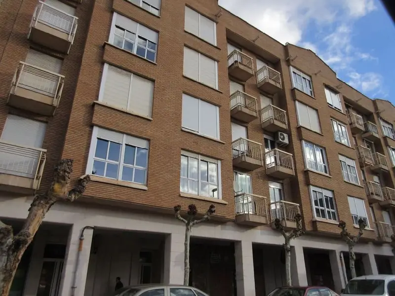 Venta Local Comercial Club Deportivo San Adrian Logroño
