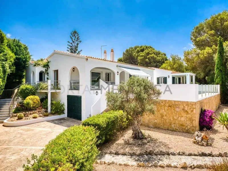 Chalet en Venta Binibeca Menorca 5 Dormitorios Piscina Vistas al Mar