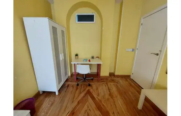 Alquiler Apartamento 180m2 Madrid Cocina Equipada Metro Noviciado