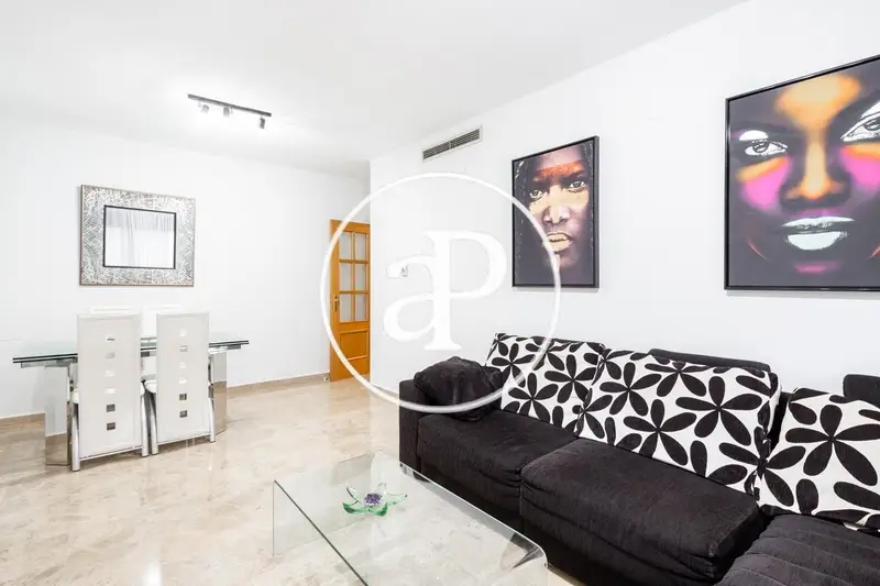 Piso en alquiler en Cortes Valencianas