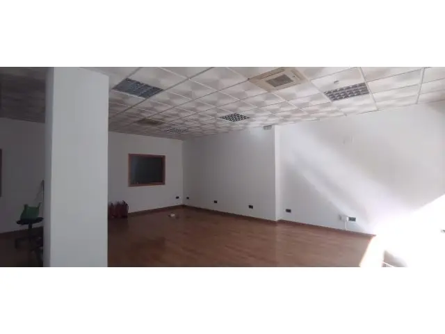 Local Comercial 150m² Alto Trafico