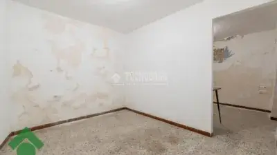 Casa Pareada con Bar en Almod	171var del R	171o Ideal Inversores