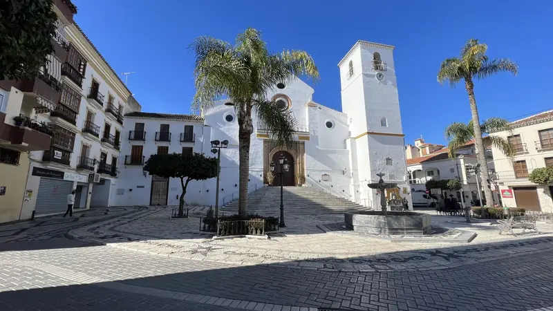 Oportunidad Única Parcela Comercial Urbana Coín