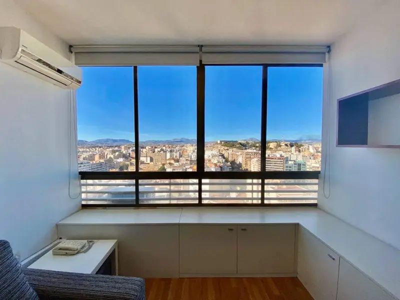 Estudio amueblado Alicante para profesional
