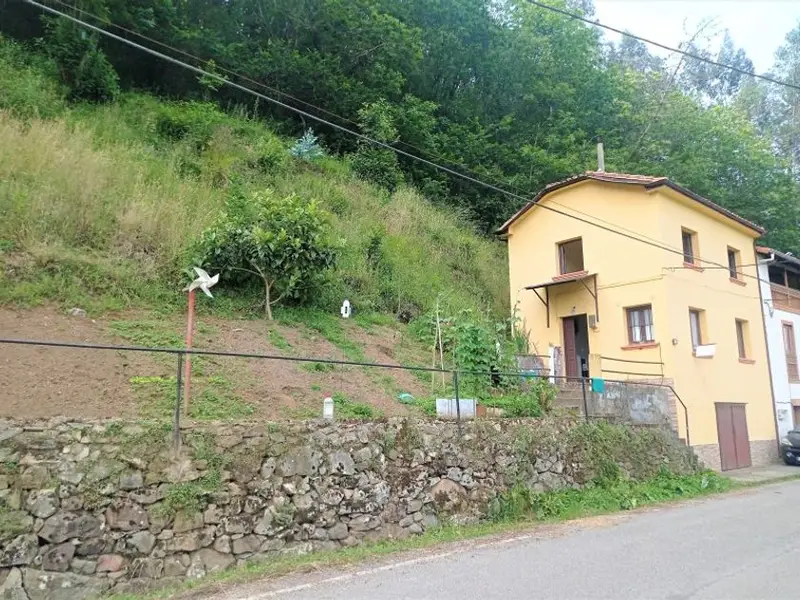 venta Chalet en Luerces, Asturias (64E44)- Globaliza