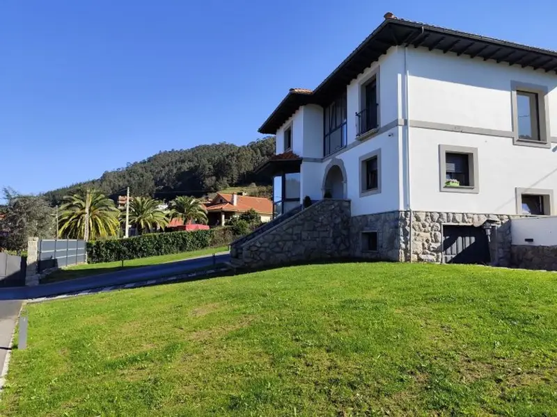 venta Chalet en Pravia, Asturias (67D7F)- Globaliza