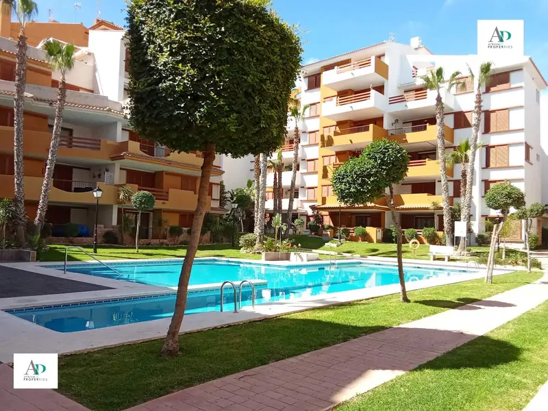 Piso en alquiler en Punta Prima, Orihuela, Alicante