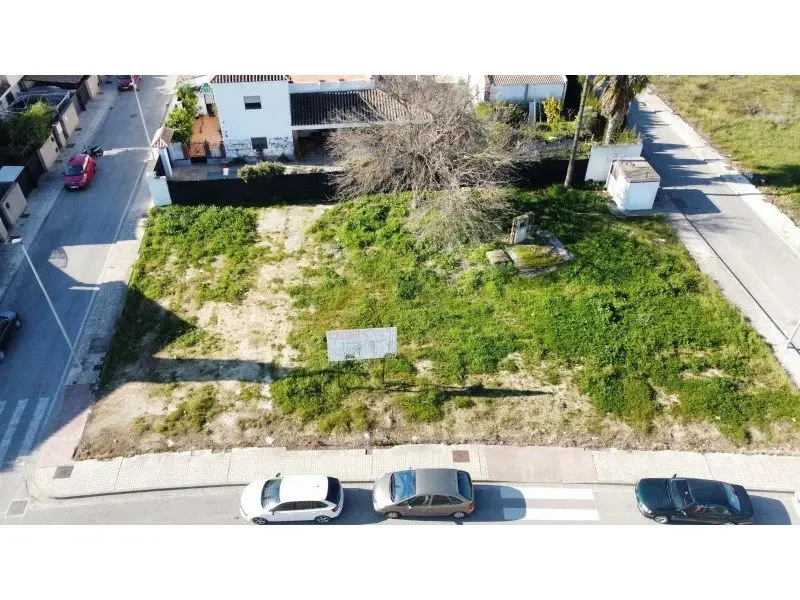 Venta Suelo Lebrija 800m2 - Oportunidad Inversi
																							ón