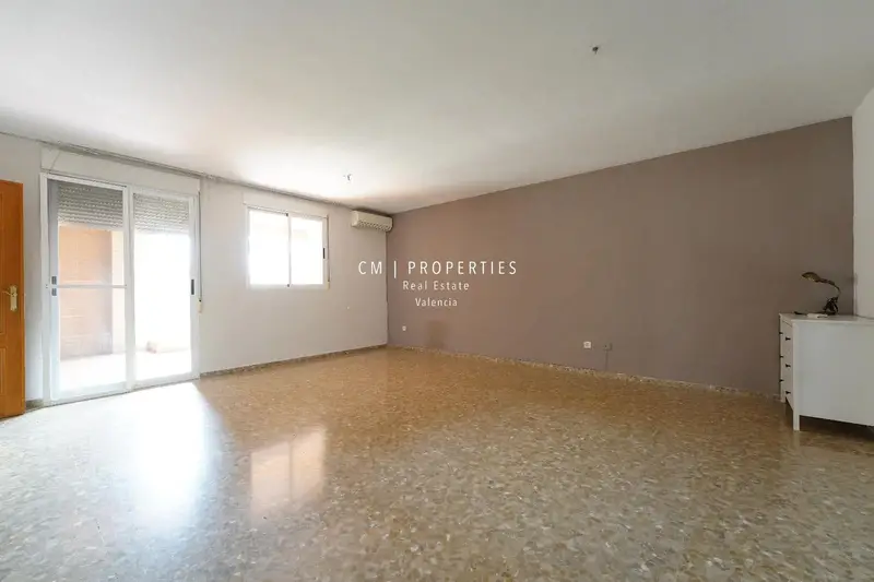 Piso señorial en Sant Antoni Valencia 189m2 4 dormitorios