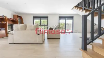 Chalet Independiente Reformado en Villaviciosa de Odon