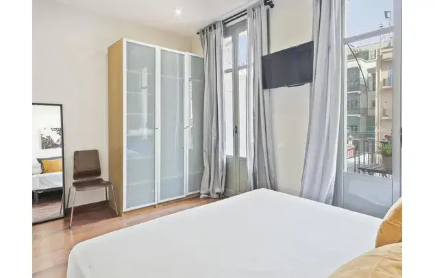 Apartamento 2 Dormitorios Gràcia Barcelona Alquiler Familiar
