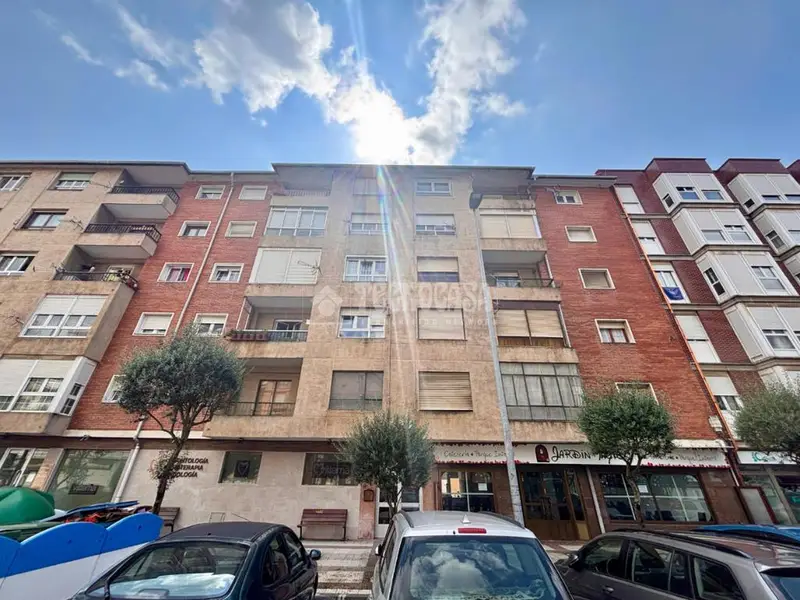 Piso en venta en El Astillero 3 dormitorios 83m2